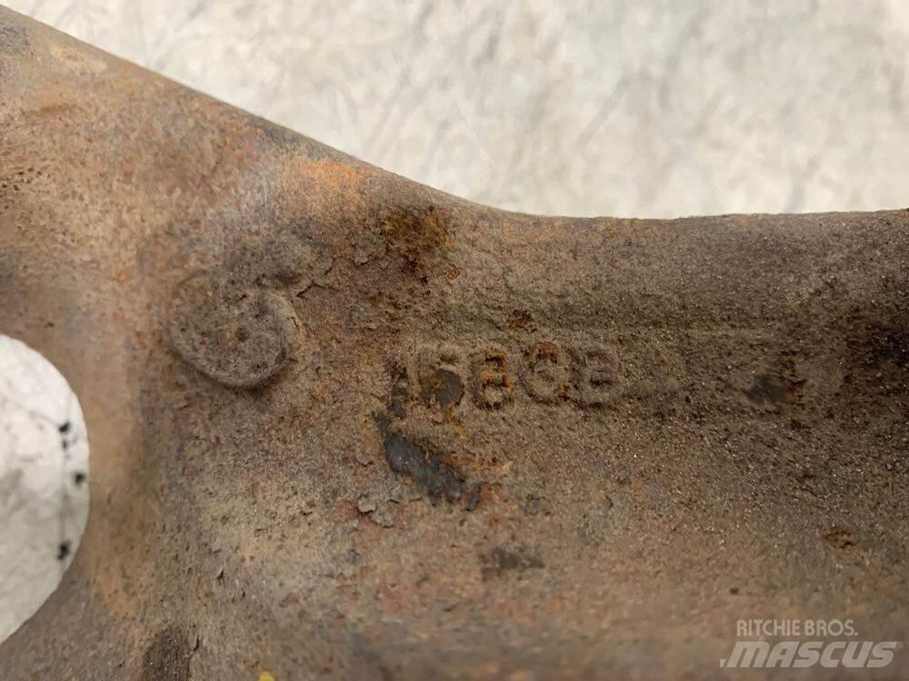 Mack RD680 Transmission