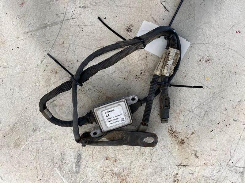 Volvo VNL Other Components