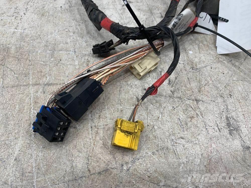 Volvo VNL Other Components