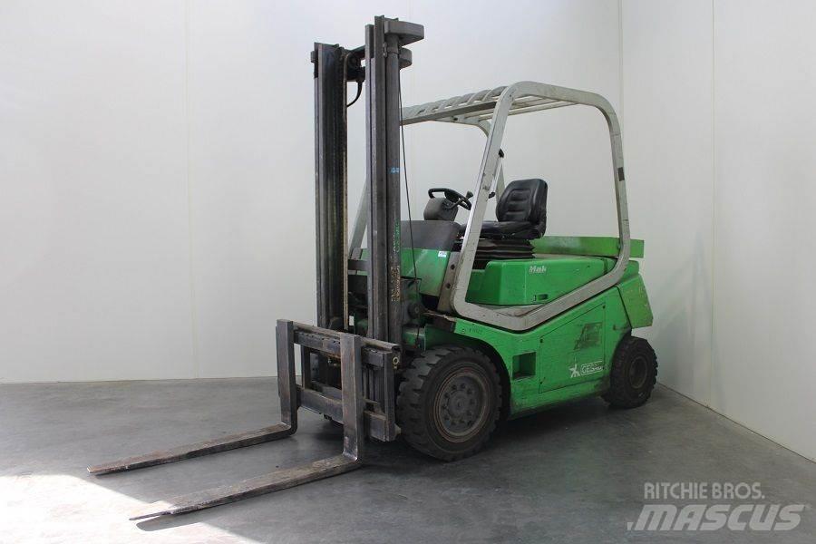 Cesab MAK 400 Electric Forklifts