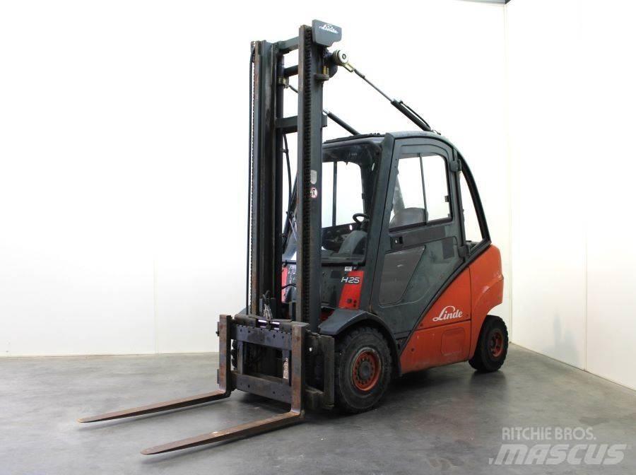 Linde H 25 D Diesel Forklifts