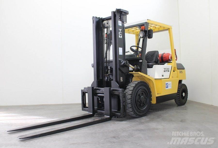 TCM FG 35 N7T LPG trucks