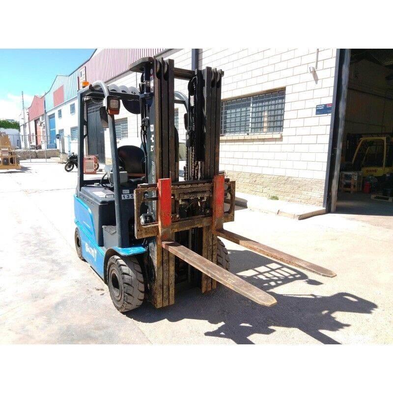 BYD ECB200C Electric Forklifts