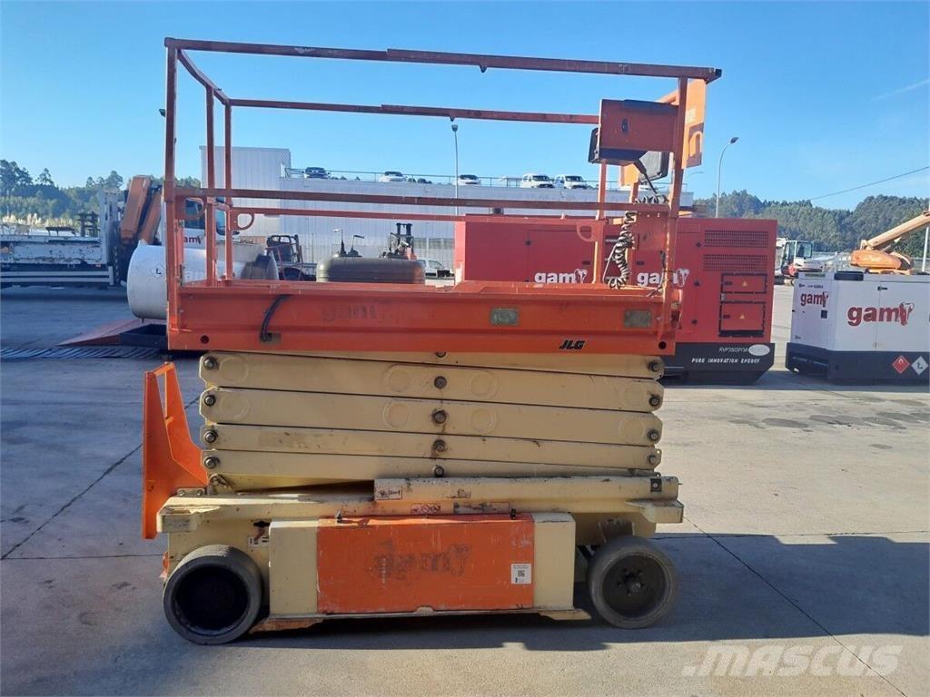 JLG 10RS Scissor Lifts