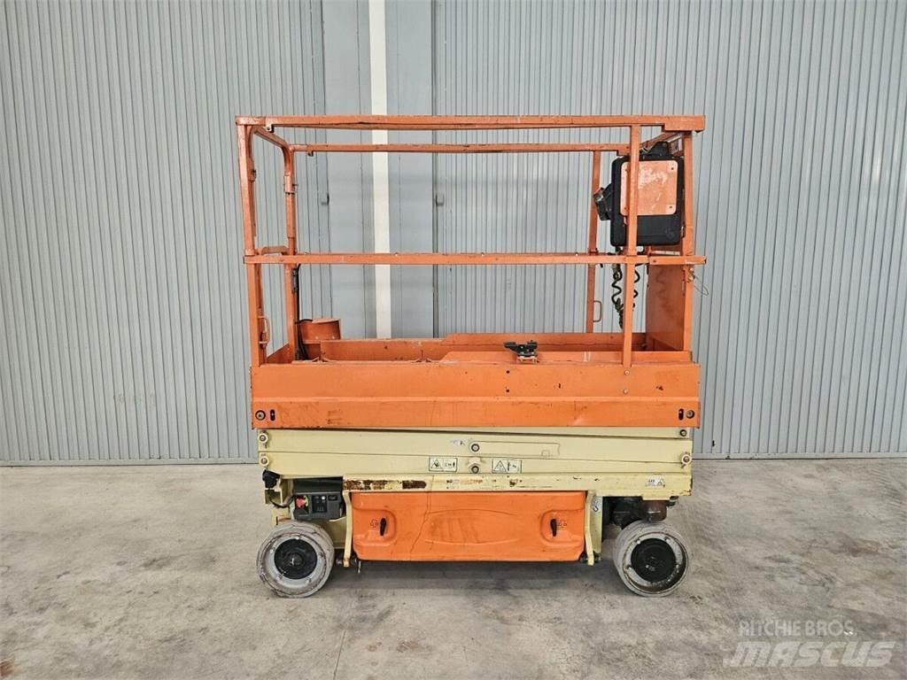JLG 1930 ES Scissor Lifts