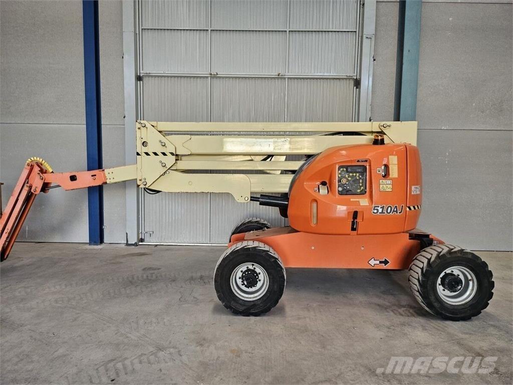 JLG 510AJ Articulated boom lifts