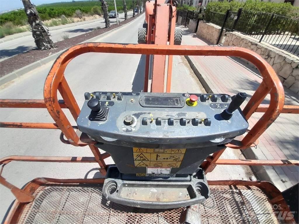 JLG 860SJ Telescopic boom lifts