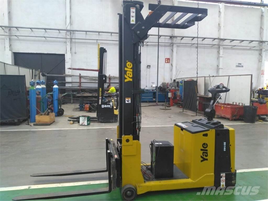 Yale MC12 Manual Pallet Stacker