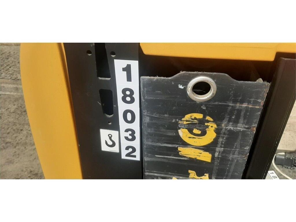 Yale MO10L Others