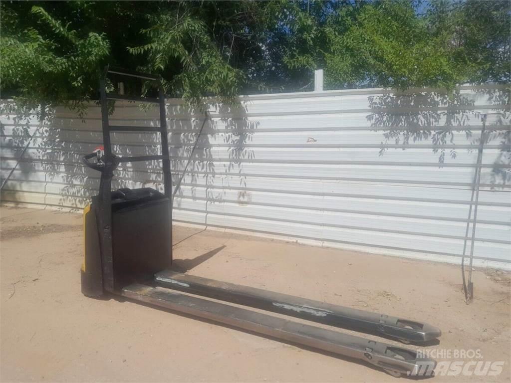 Yale MP20 Low lifter