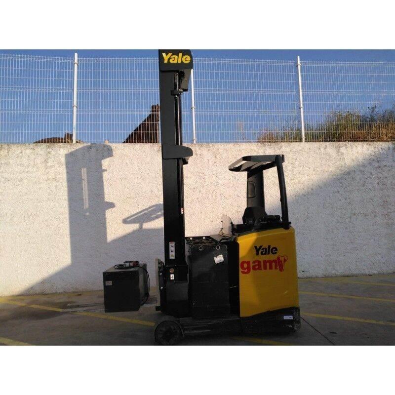 Yale MR14 Reach trucks