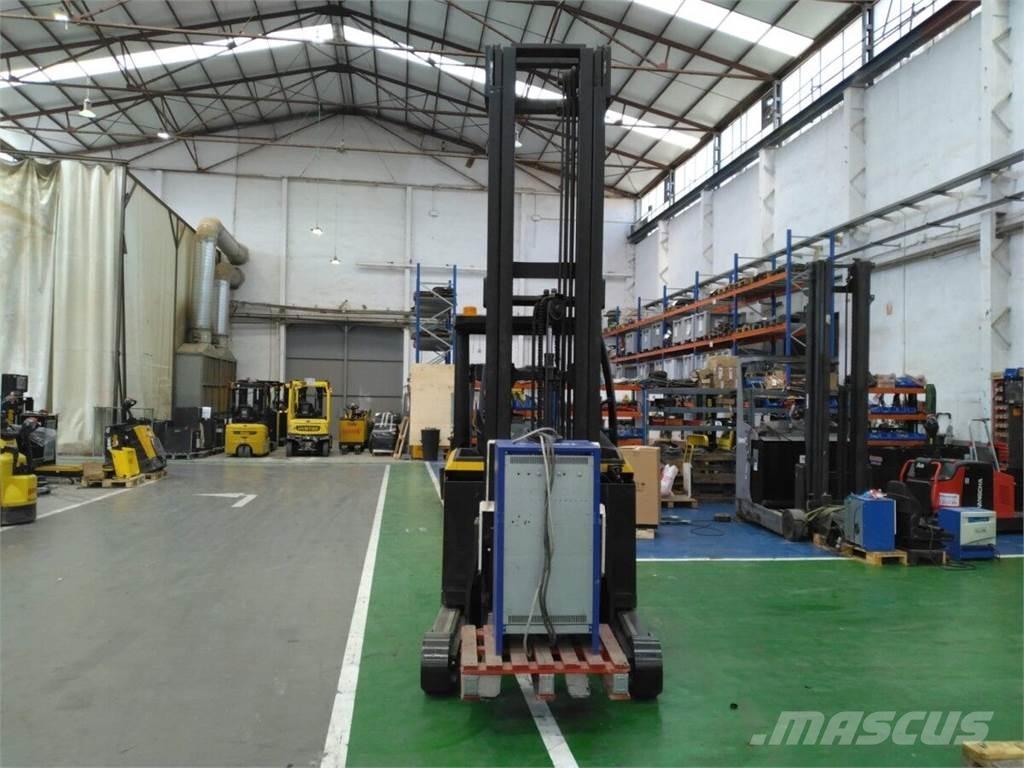 Yale MR14 Reach trucks
