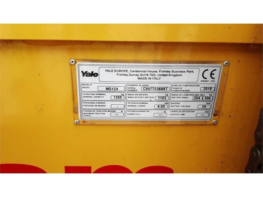 Yale MS12X Manual Pallet Stacker