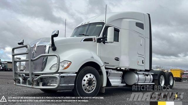 Kenworth T680 Conventional Trucks / Tractor Trucks
