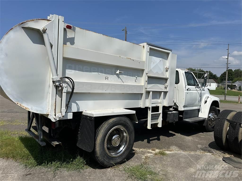 Ford F550 Garbage Trucks / Recycling Trucks
