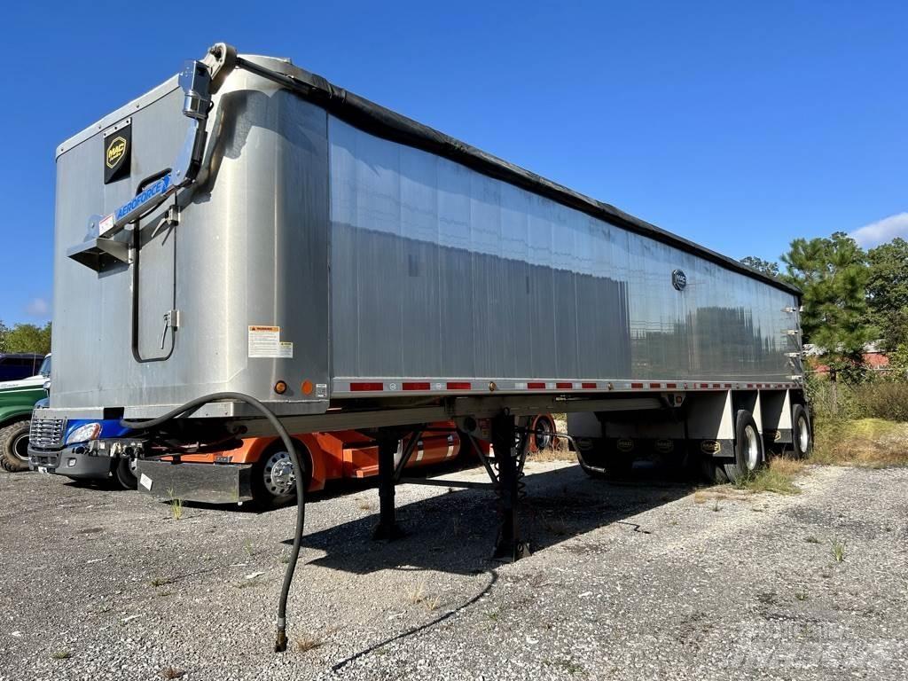 Mack  Dump Trailers