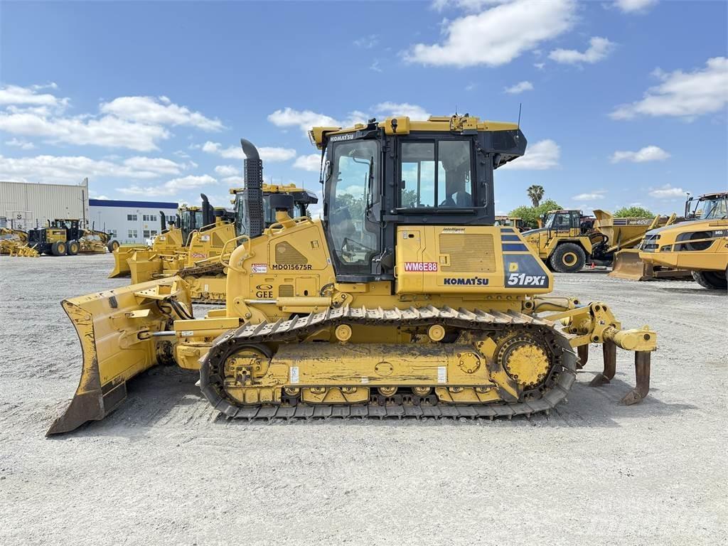 Komatsu D51PXi-24 Crawler dozers