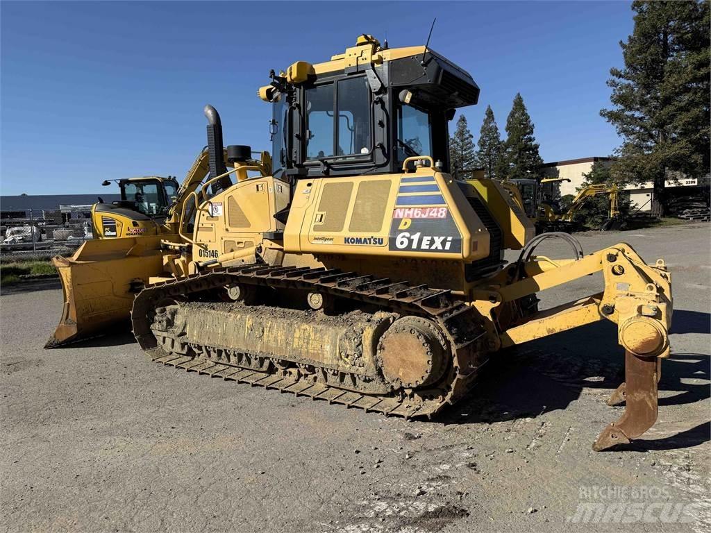 Komatsu D61EXi-24 Crawler dozers
