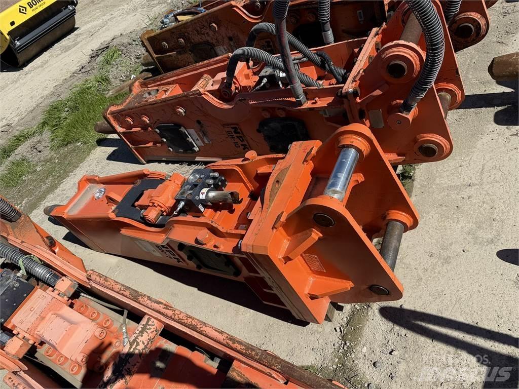 NPK GH-7 HAMMER Hammers / Breakers