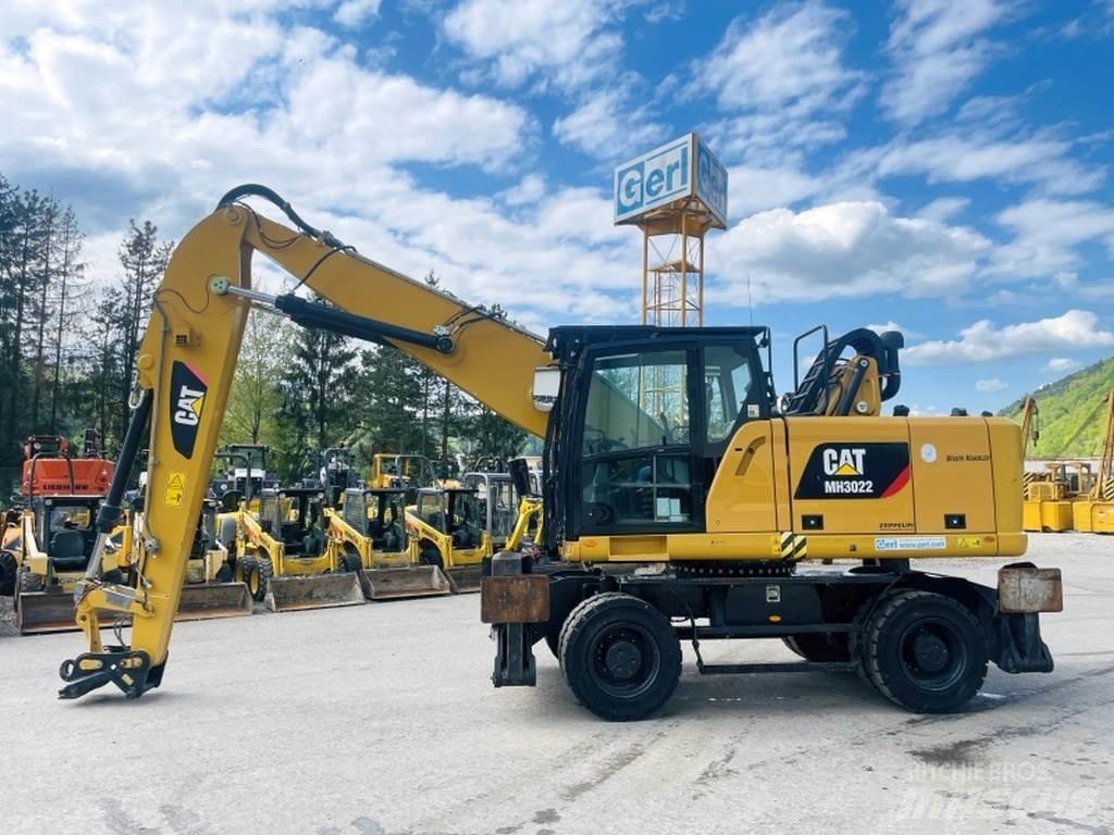 CAT MH3022 Waste / Industry Handlers