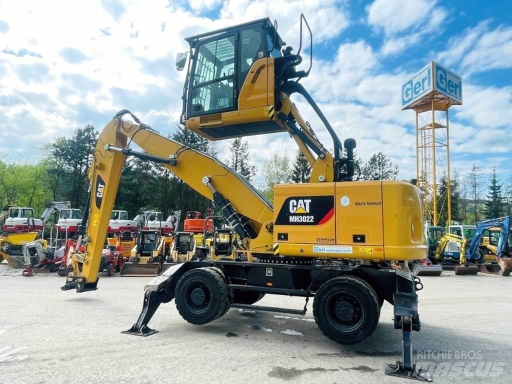 CAT MH3022 Waste / Industry Handlers