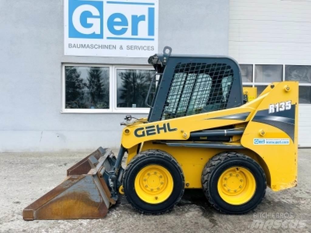 Gehl R135 Skid Steer Loaders