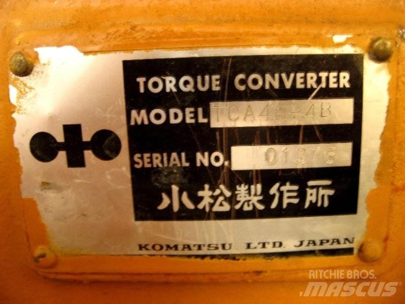 Komatsu HD325-3 Getriebe Other components
