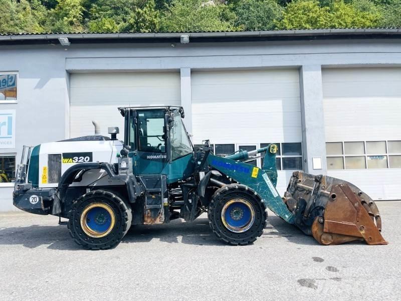 Komatsu WA320-8 Wheel Loaders