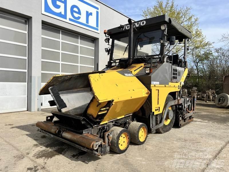  Volvo-ABG 6870 Asphalt pavers