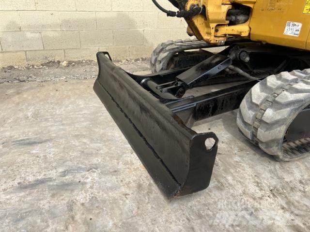 CAT 303E CR Mini Excavators <7t (Mini Diggers)