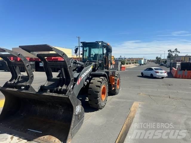 Doosan DL250-7 Wheel Loaders