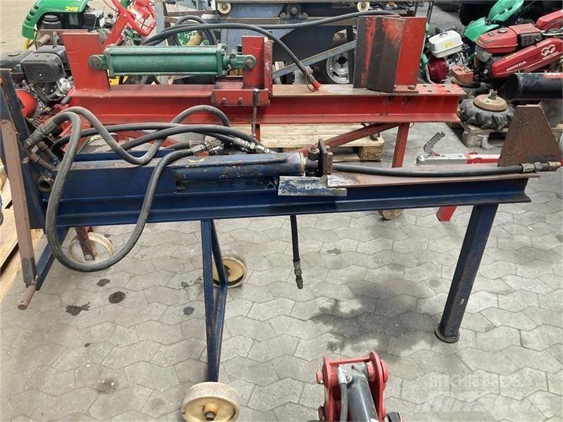  - - - Slasher Saws