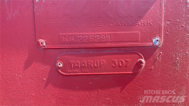 Taarup 307 Swathers/ Windrowers