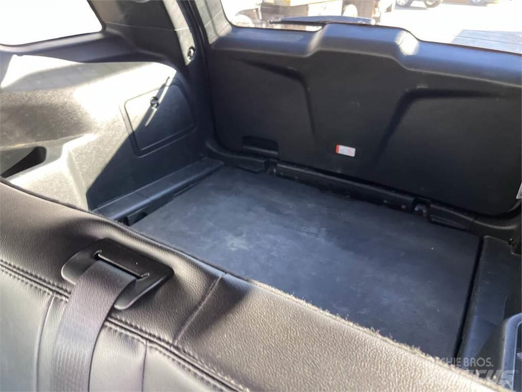 Ford Explorer Automobiles / SUVS