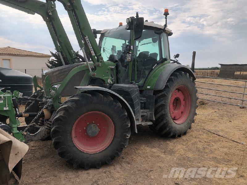 Fendt 516 VARIO Tractors