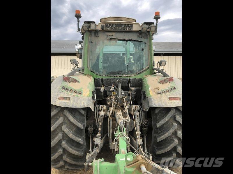 Fendt 516 VARIO Tractors