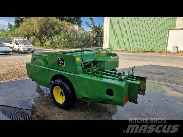 John Deere 359 Square Balers