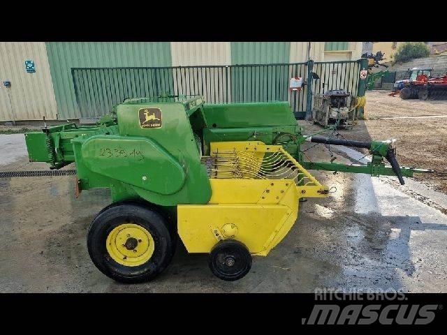 John Deere 359 Square Balers