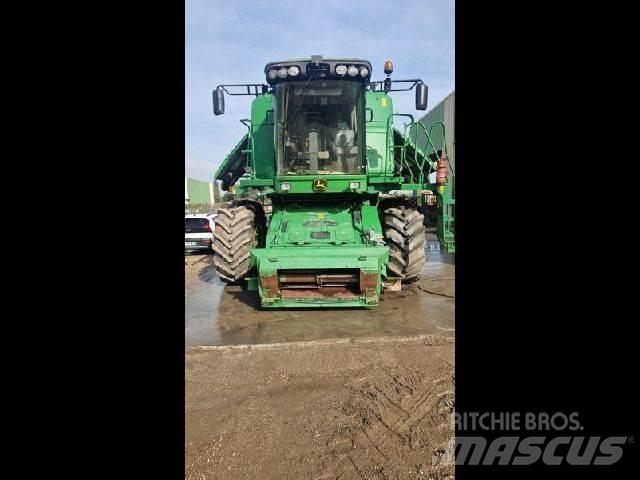 John Deere C670 Combine Attachments