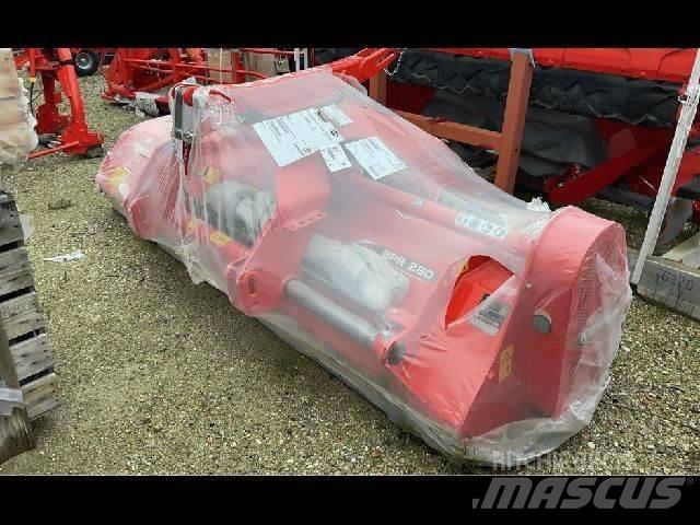 Kuhn BPM 280 Field Drags