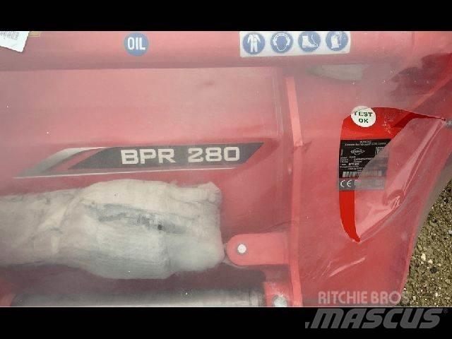 Kuhn BPM 280 Field Drags