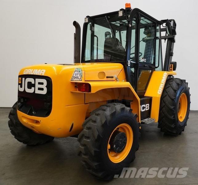 JCB 940-4 Rough Terrain Trucks
