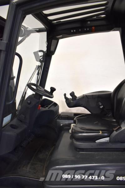 Linde E 30 387 Electric Forklifts