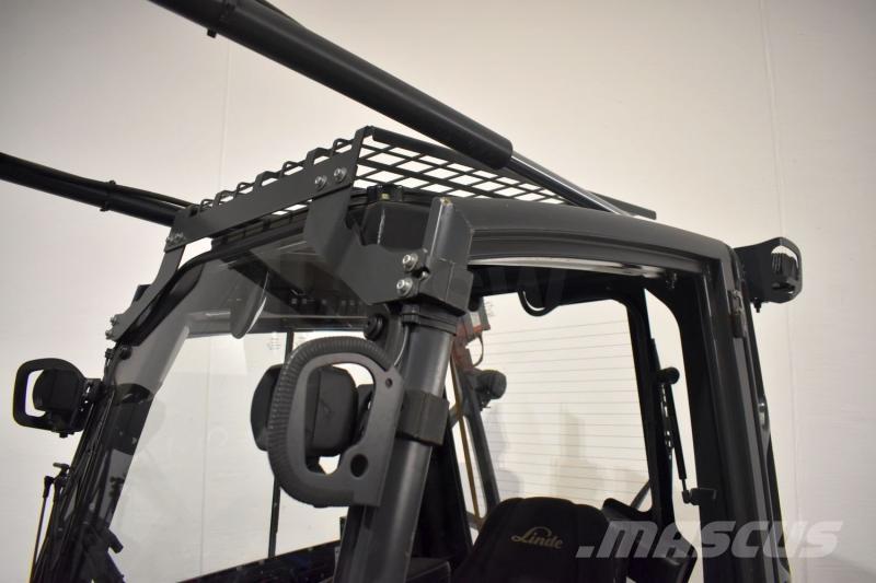Linde E 30 387 Electric Forklifts