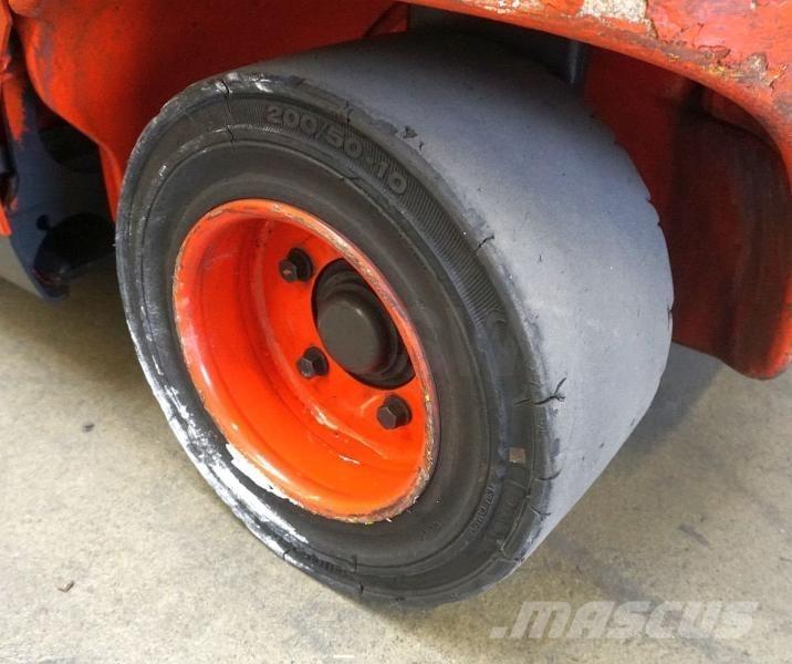 Linde E 30 387 Electric Forklifts