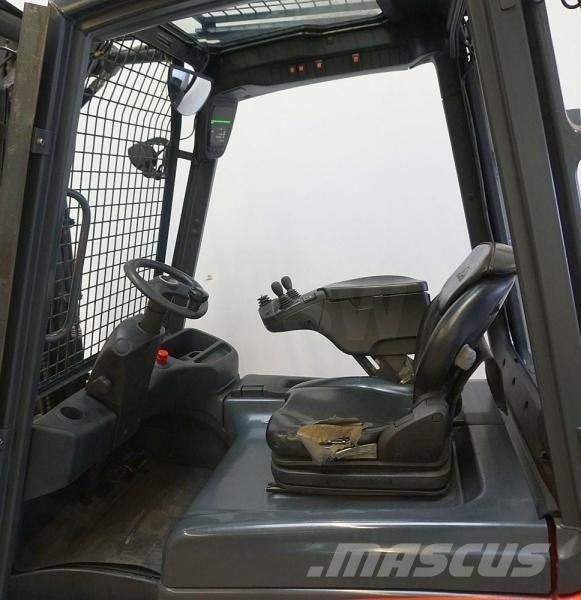 Linde E 30 387 Electric Forklifts