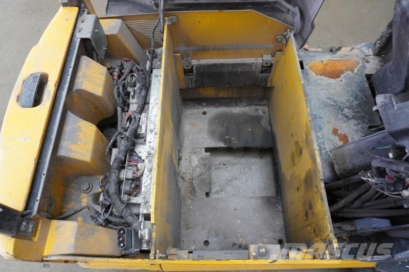 OM XE15 Misc Forklifts