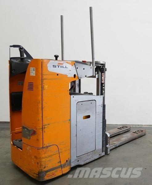 Still SXD20 Self Propelled Stackers