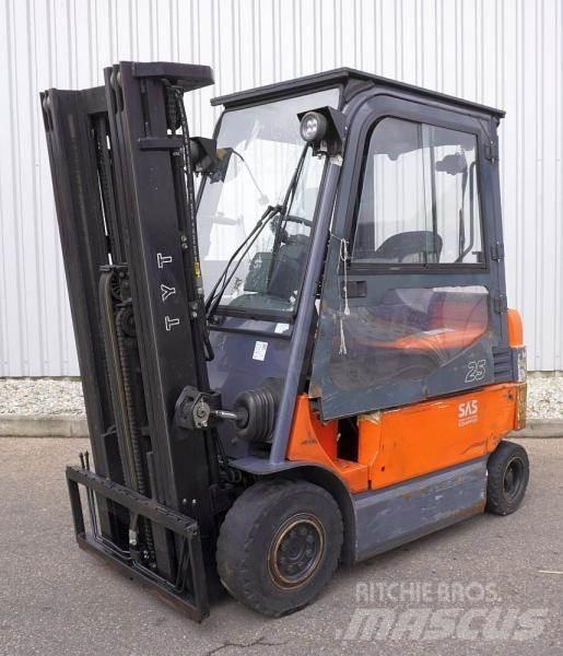 Toyota 7FBMF25 Misc Forklifts