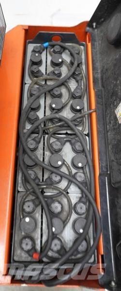 Toyota 7SM Self Propelled Stackers